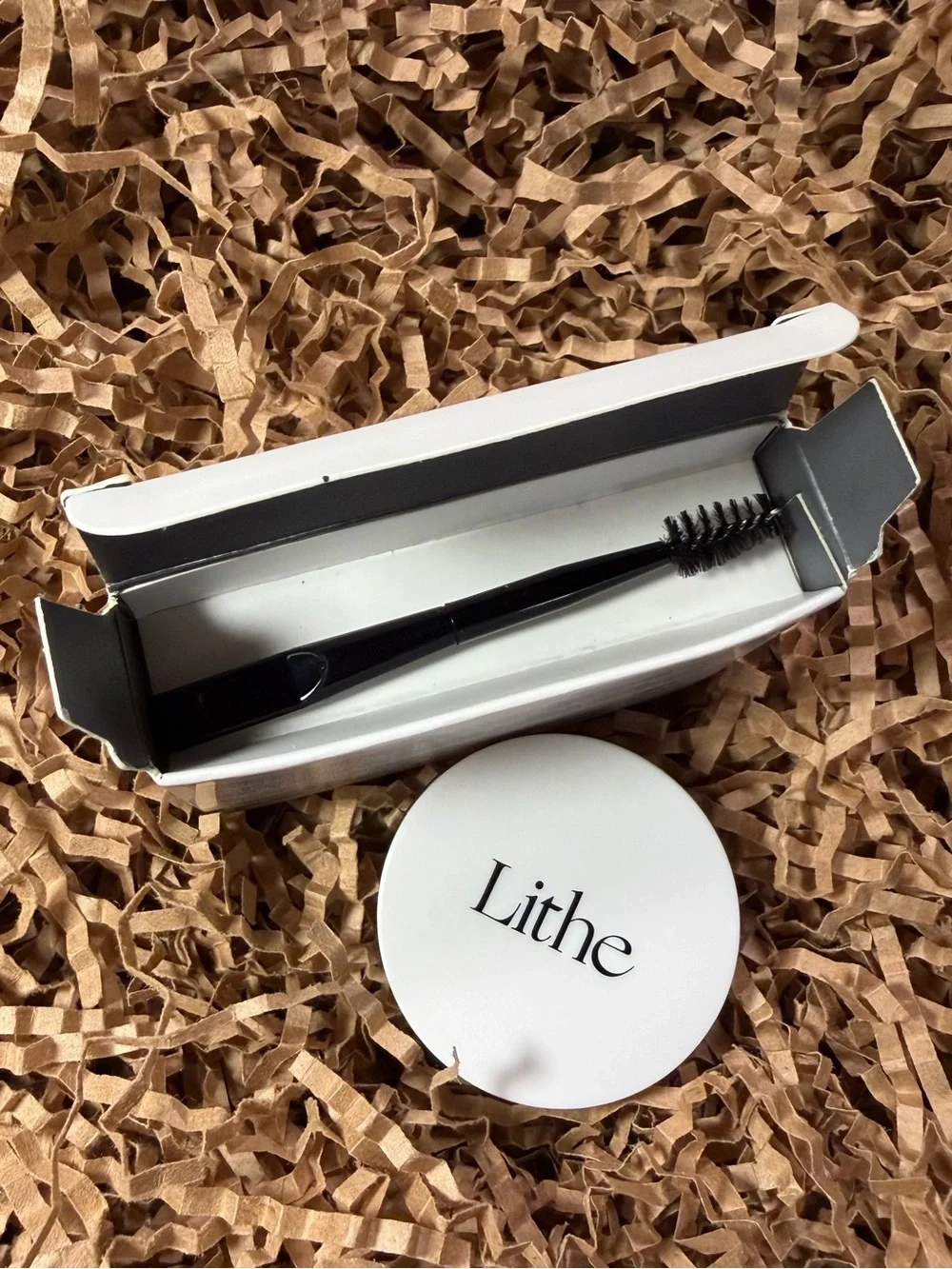 Lithe
UHD Brow Sculpt - Picture 5 of 12